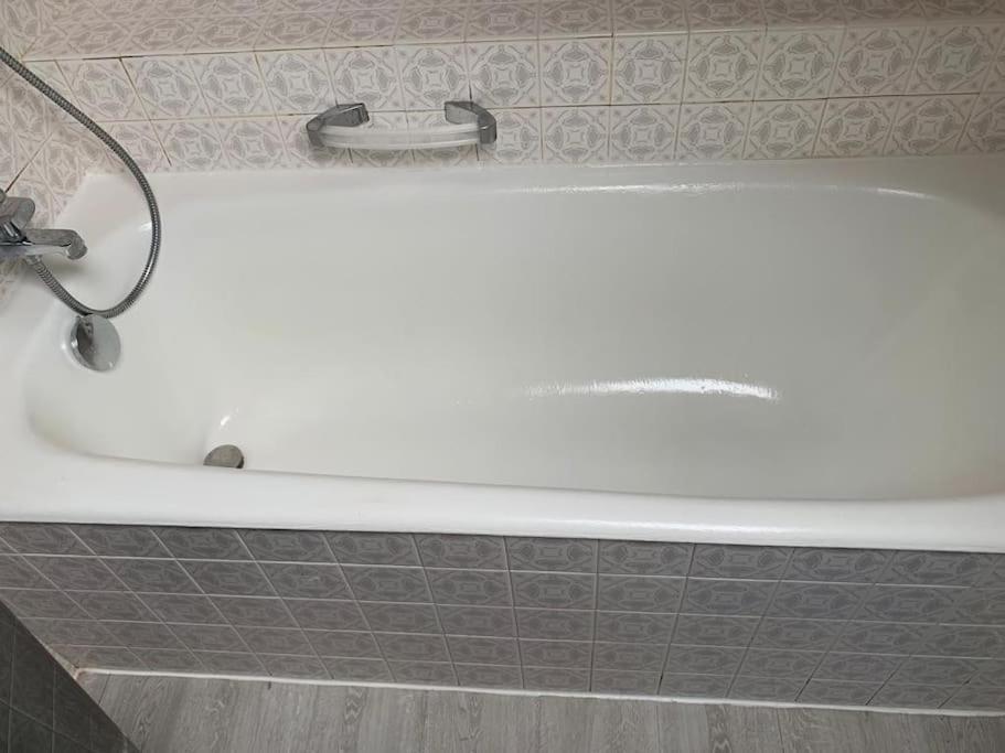 Le Concorde En Plein Centre Apartment Амбоаз Екстериор снимка